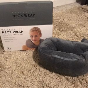 Massaging Neck Wrap NIB
